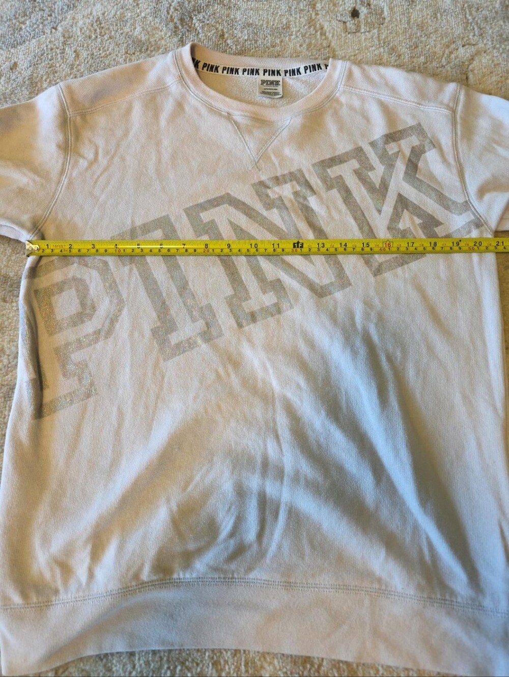 Victoria’s Secret PINK Crewneck Sweatshirt Oversized Logo White Silver Y2K - Picture 3 of 4